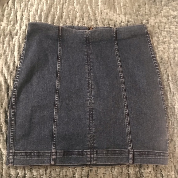 Free People Denim Skirt size 6 - Picture 2 of 2